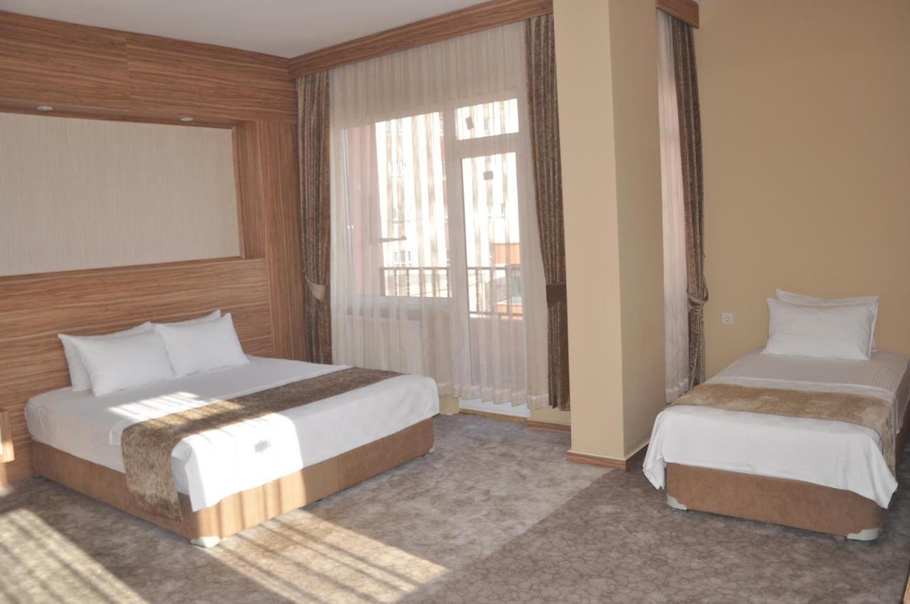 Mesa Hotel Batman Cameră foto